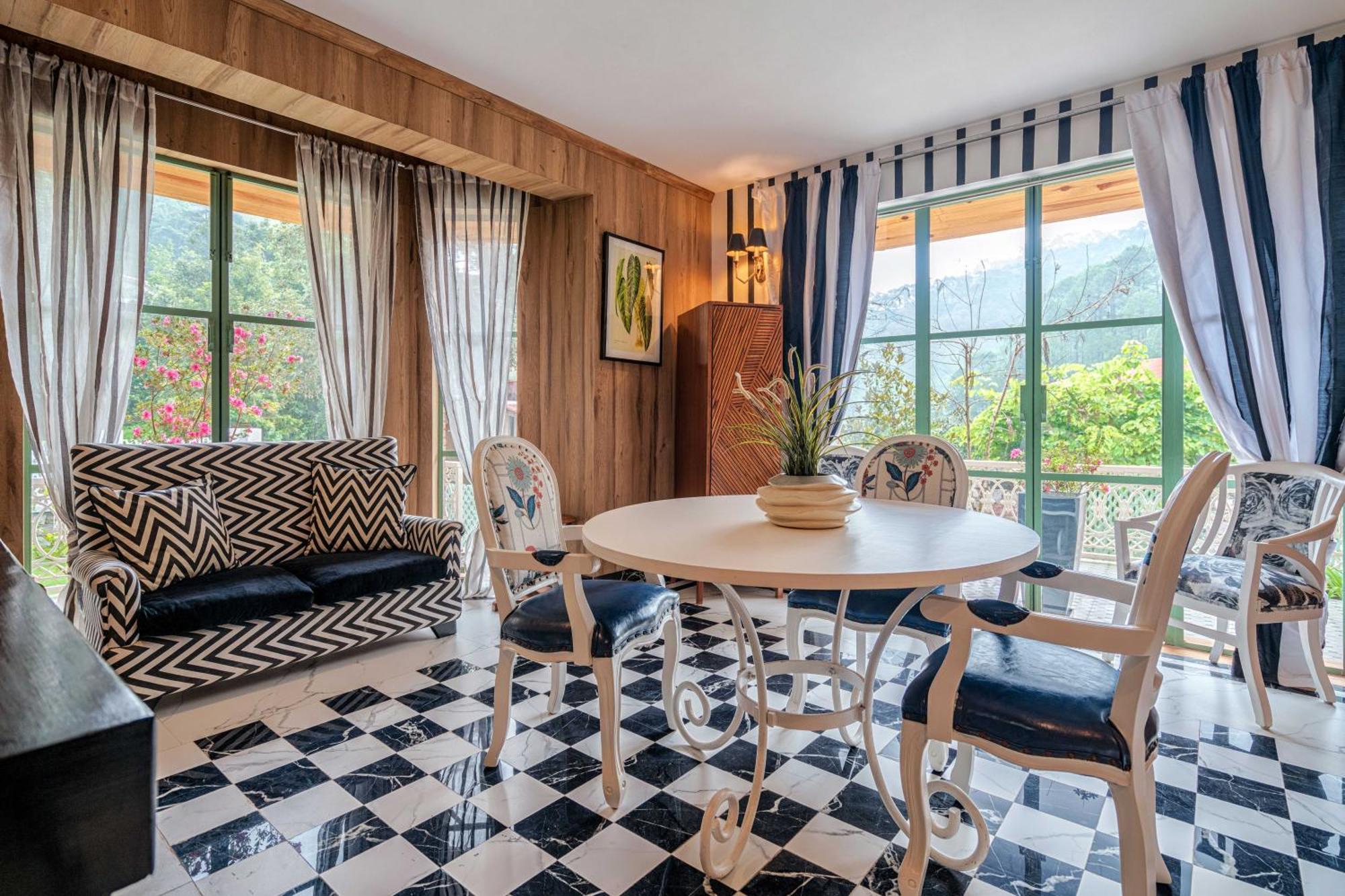 Casa Bhimtal Villa Exteriör bild